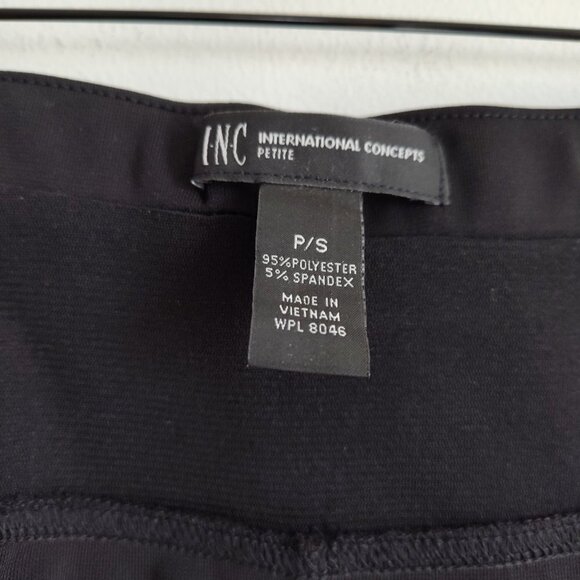 Ladies Petite SZ PS INC Black Short Fit & Flare Skirt  107 - Picture 3 of 3